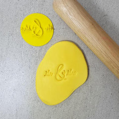 "MR & MRS V2 261" Embosser