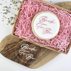 "BRIDE TO BE IN DELICATE FONT" Cookie Embosser Lissie Lou