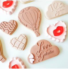 HEART AIR BALLOON PATTERN - Sarah Maddison Cookie Stamp