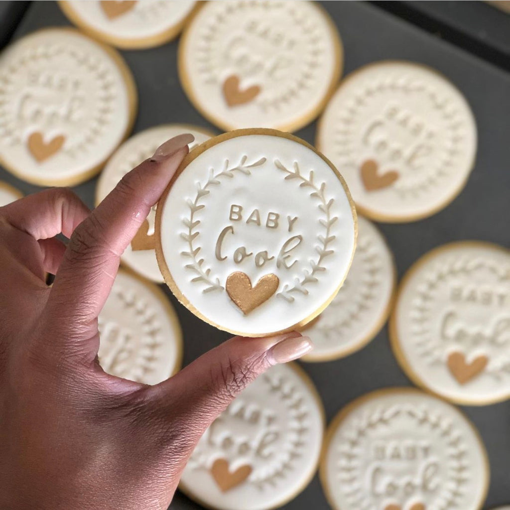 "HEART WREATH" Embosser