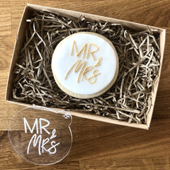 "MR & MRS" Cookie Embosser Lissie Lou