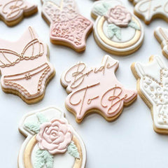 "BRIDE TO BE IN DELICATE FONT" Lissie Lou Cutter & Embosser