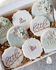 LITTLE ONE ON THE WAY - Sarah Maddison Cookie Stamp