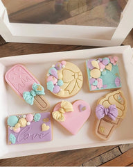 LOVE SCRIPT - Sarah Maddison Cookie Stamp