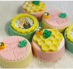 "SWEET AS CAN BEE 040" Embosser