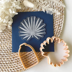“PALM VASE 091" Little Biskut Cutter And Debosser