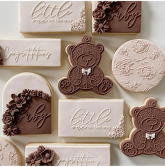 LITTLE ONE ON THE WAY - Sarah Maddison Cookie Stamp