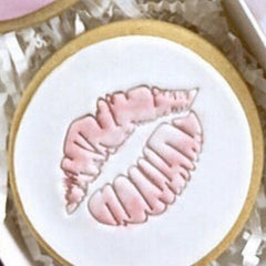 "LIPS 127" Little Biskut Embosser