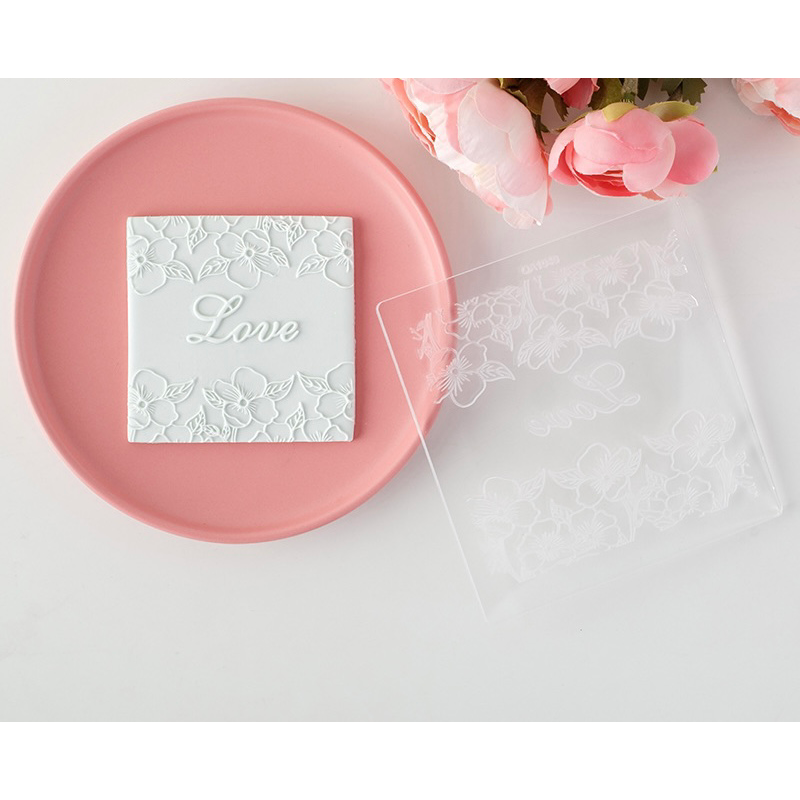 FLORAL LOVE Theme 1046 Embosser