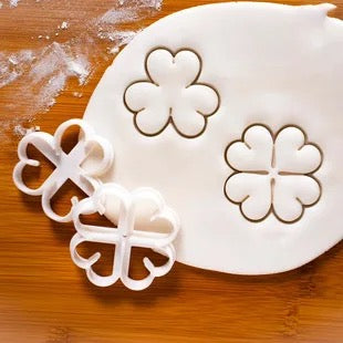2pc Shamrock / Clover cutter set