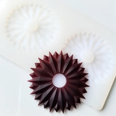 ROUND GEO Chocolate Pieces