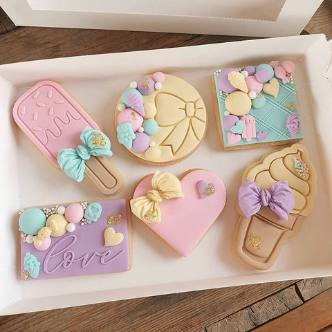 LOVE SCRIPT - Sarah Maddison Cookie Stamp