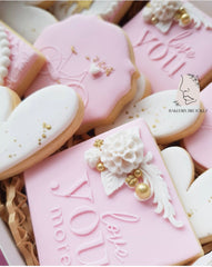 LOVE YOU MORE - Sarah Maddison Cookie Stamp
